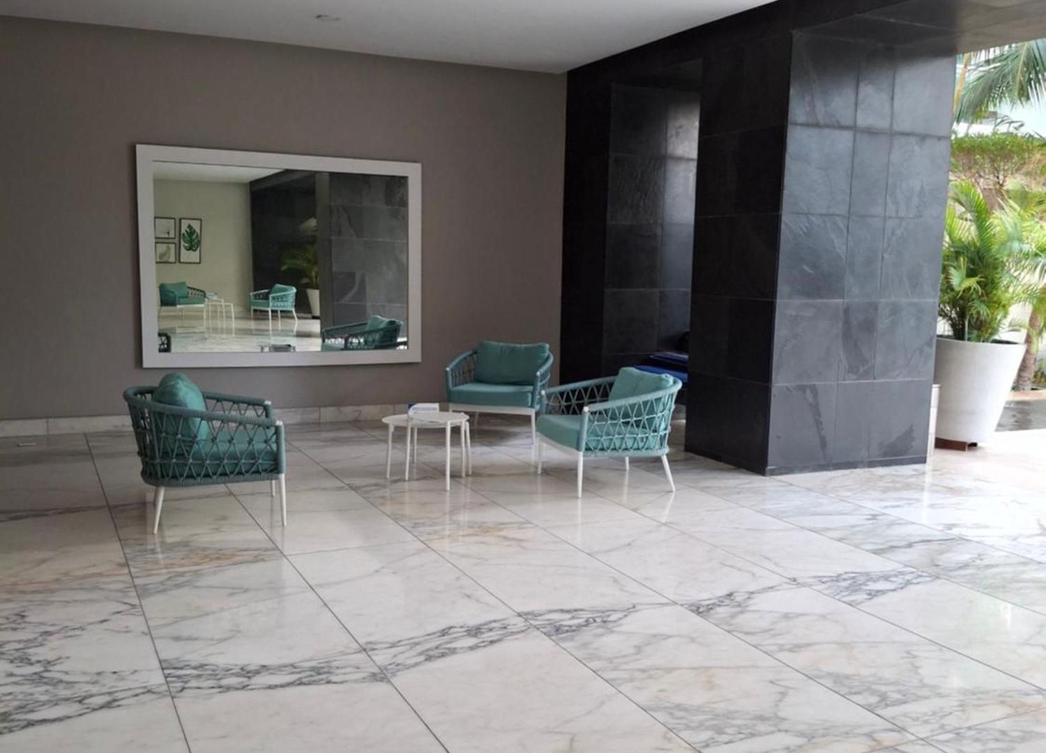 Apartment - 1400 Sq. Ft. Cartagena