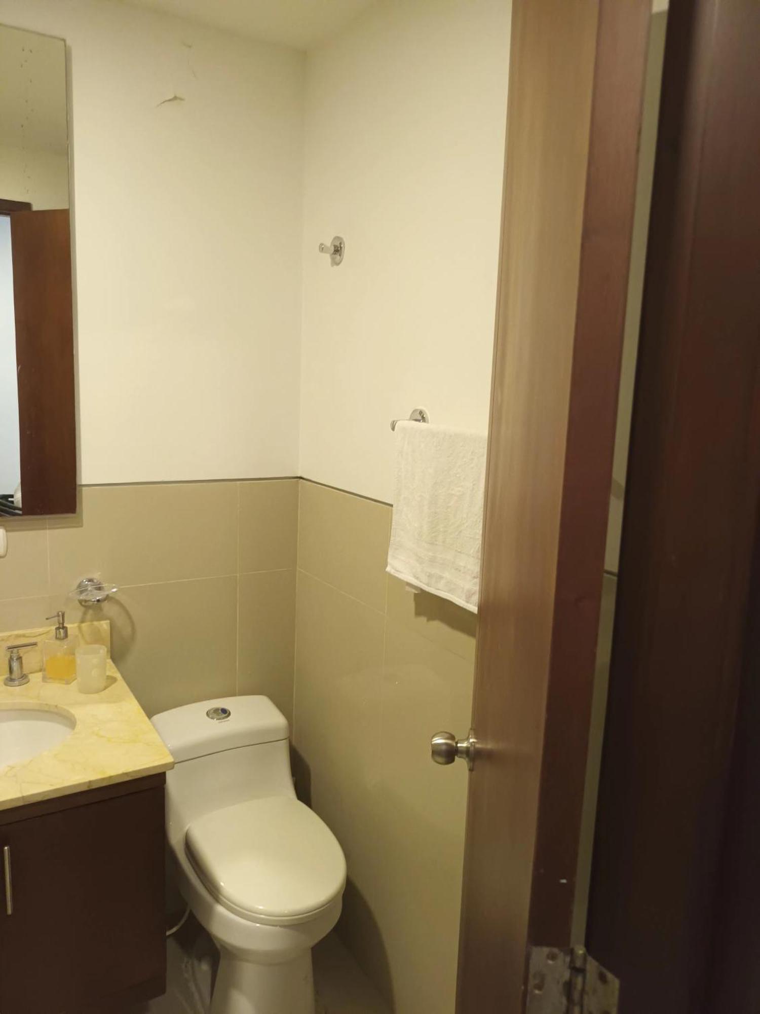 - 1400 Sq. Ft. Cartagena